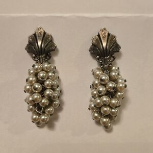 Vintage Silver Tone Grape Cluster Earrings
